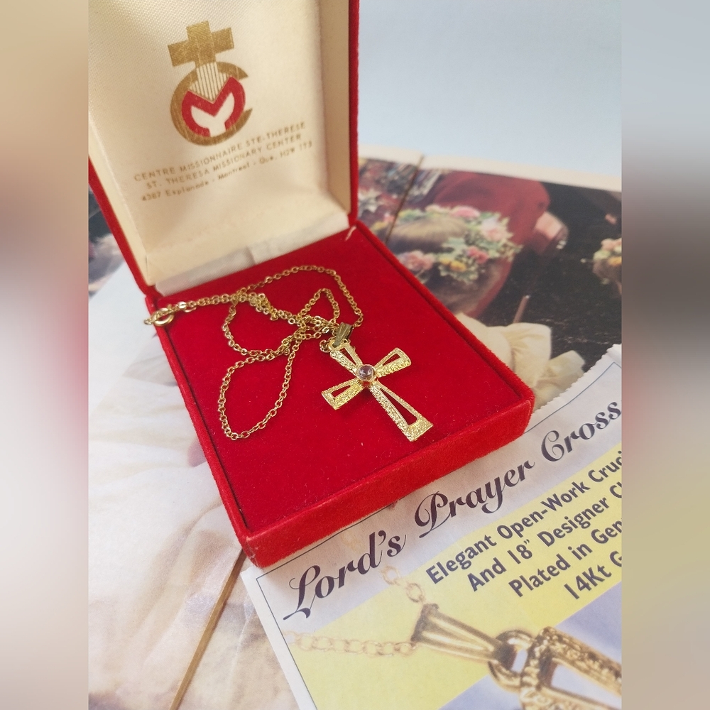 Gold Cross Pendant Necklace - Picture 6 of 9
